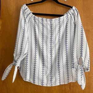 Women’s Off the Shoulders Top